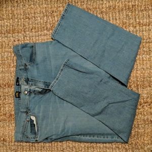 Lee Jeans